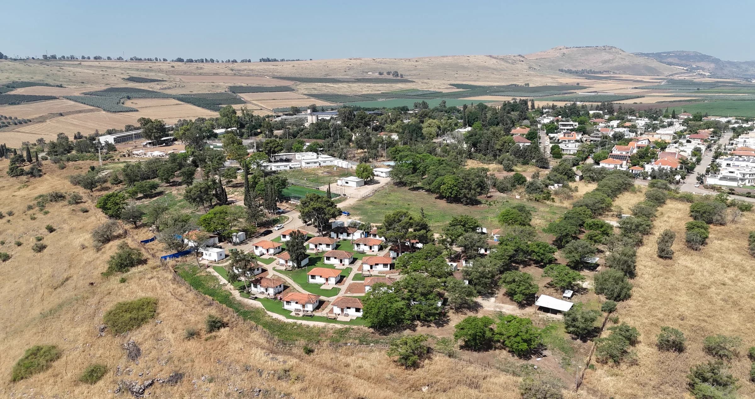 נוף ישיבת זיו אור כפר חיטים בגליל